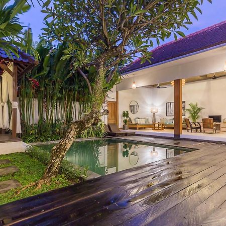 Pulesari 2 Bedrooms เซมินยัค ภายนอก รูปภาพ